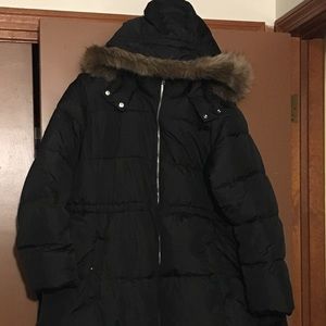 •Old Navy | XXL Maternity Winter Coat•